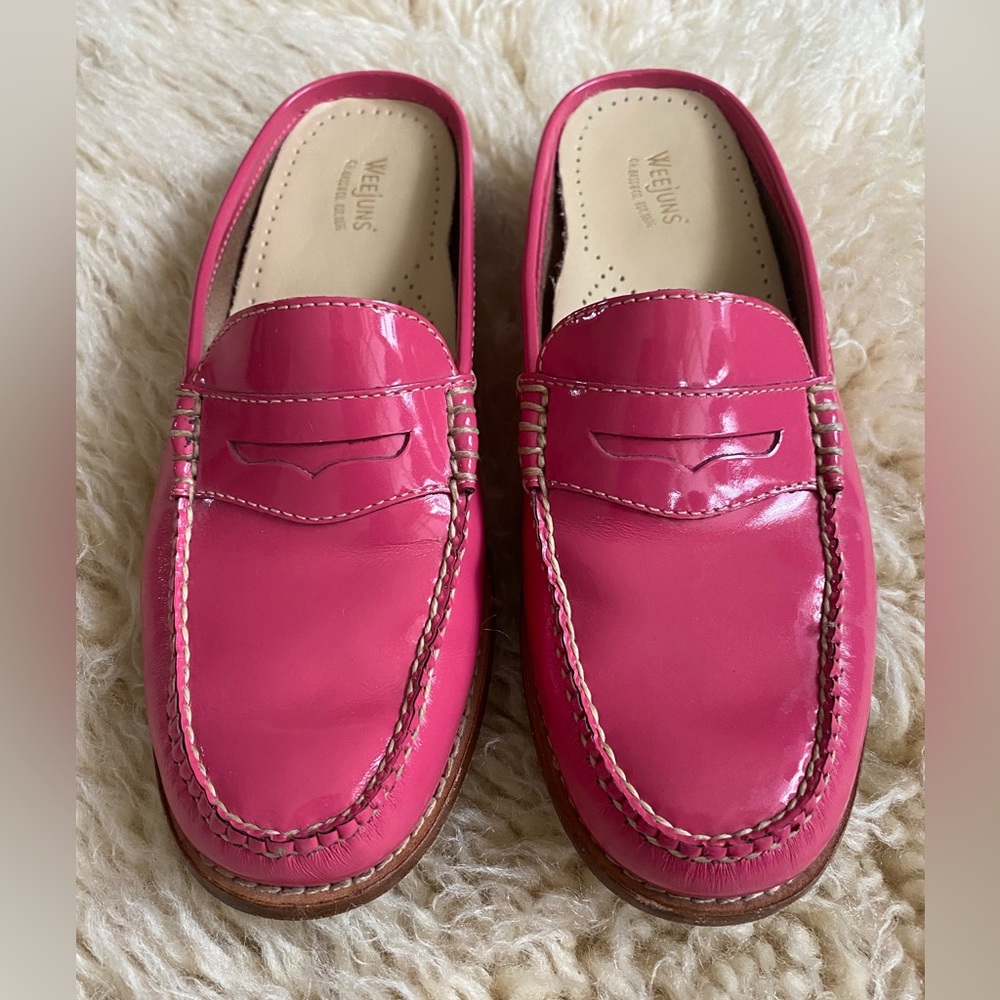 Pink Mules with Glossy Patent Finish and Classic Penny Loafer Design
